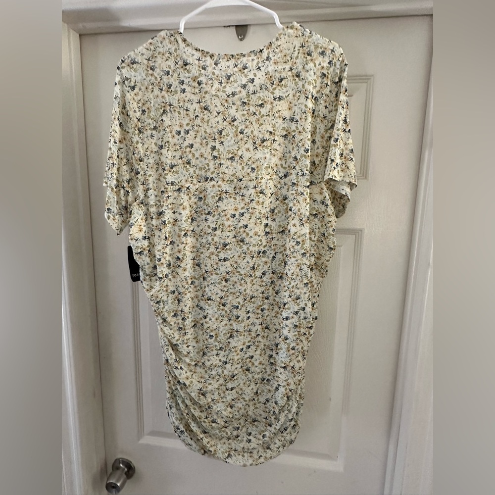 NWT Torrid stretch mesh ruched top, size 3 - Picture 4 of 5